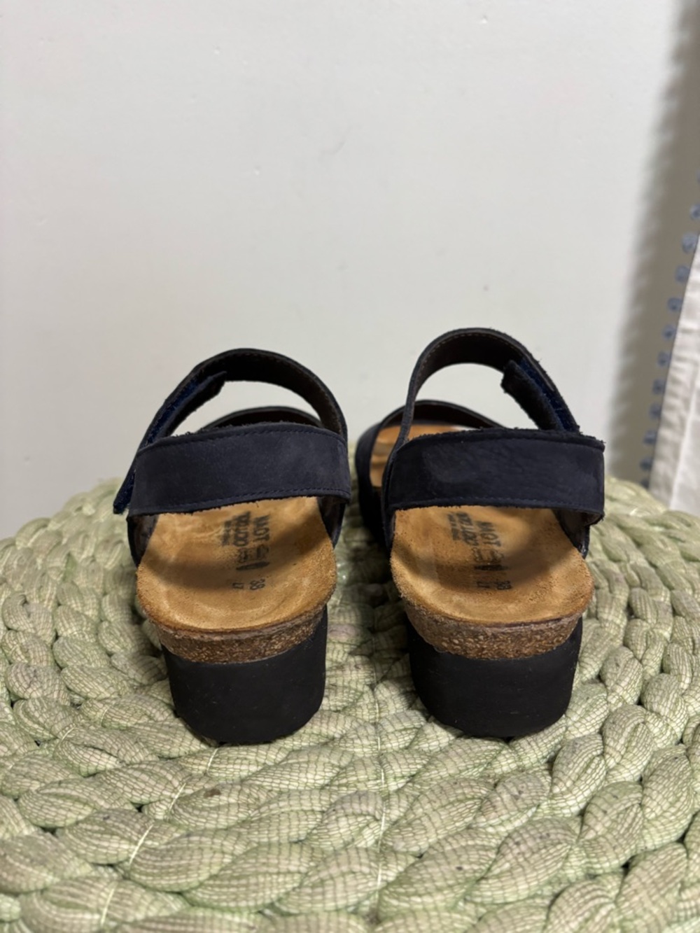 Naot Kayla Navy Nubuck Strappy Wedge Comfort Sandal Size 7 - Picture 5 of 7